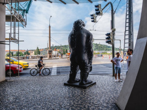 Smetanovy sady budou hlídat dvě třímetrové opice. Jezírko obsadí chobotnice