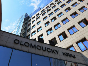 Olomoucký kraj už kvůli pandemii koronaviru přišel o 400 milionů korun