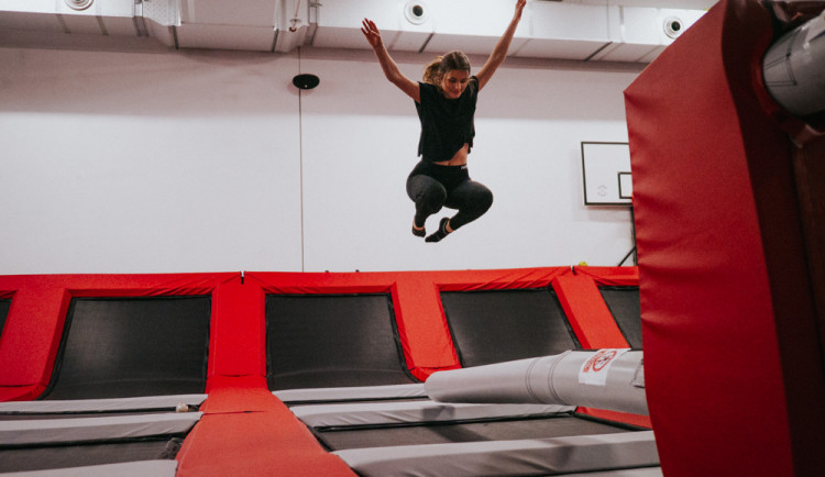 Trampolínové centrum v Olympii mění název na Jump Academy, láká na skupinové lekce i skvělé akce