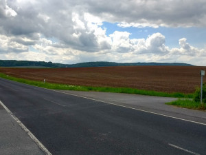 Během 1. poloviny roku zemřelo na silnicích v kraji 12 osob, hlavní příčinou je překročení nejvyšší povolené rychlosti