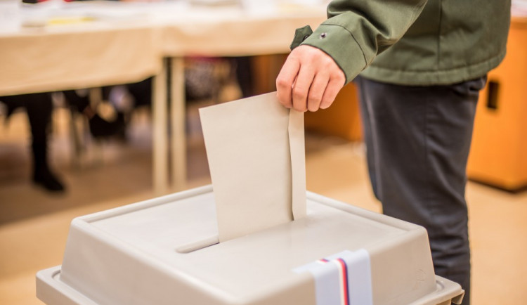 Do olomouckých krajských voleb je podáno 16 kandidátních listin