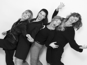 SOUTĚŽ: Vyhrajte vstupenky na čtvrteční divadelní představení Můžem i s mužem, které proběhne pod širým nebem