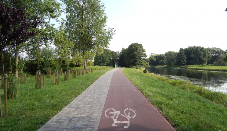 Nová cyklostezka mezi Hranicemi a Ústím vyjde na sto milionů