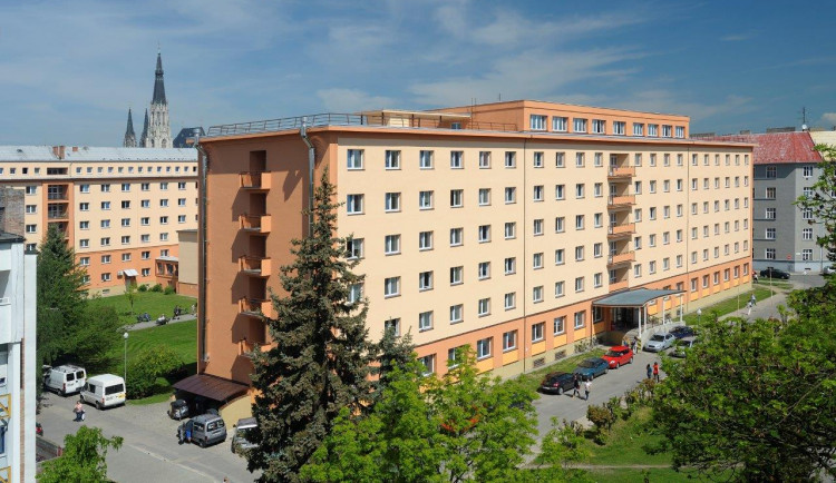 Univerzitní koleje vyčlenily desítky pokojů pro případnou karanténu