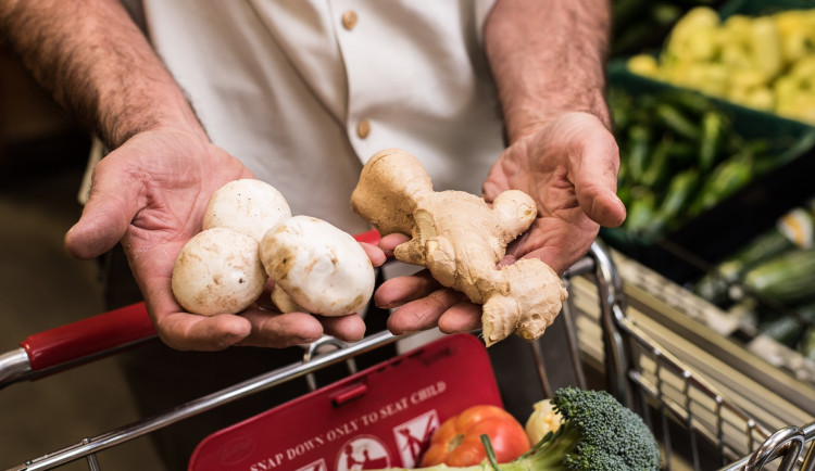 Při úplném uzavření hranic je naše země soběstačná zhruba ze 60 procent, tvrdí předseda sítě prodejen
