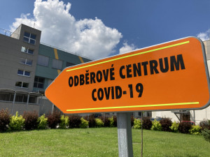 Tři nemocnice v kraji zdvojnásobí odběry na covid-19. FN Olomouc zaznamenala skokový nárůst pacientů