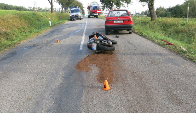 Dvě nehody motorkářů na Prostějovsku skončily leteckým transportem do FNOL