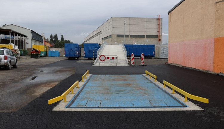 FOTO: V pondělí se v Přerově otevře nově rozšířená část sběrného dvora