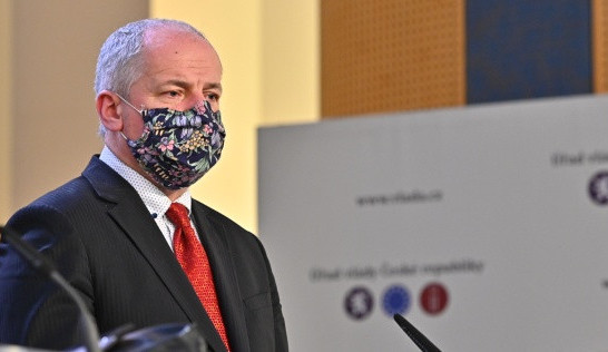 Pondělní zpřísnění proti koronaviru omezí kulturu, sport i školy