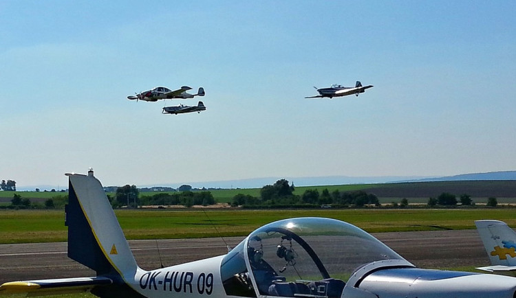 V Neředíně došlo k poškození jednomístného letadla. Škoda může dosáhnout až na 1 500 000 korun