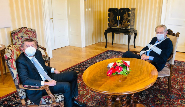 Babiš navrhl Zemanovi odvolání Prymuly i jméno jeho nástupce. Faltýnek rezignoval