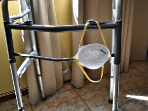 Pro zahájení testů seniorů chyběla smlouva s pojišťovnami