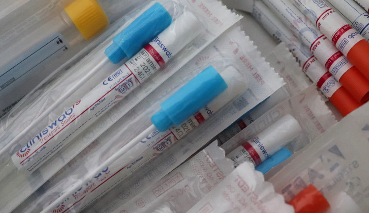 Odpoledne začne rozvoz antigenních testů v Olomouckém kraji