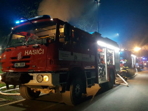 Požár domu v Kunčicích u Bělotína hasilo pět jednotek