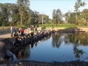 Vědci z Akademie věd prozkoumají do neděle 13 lokalit na Bečvě