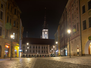 FOTO: Zakázaná procházka. Jak vypadá Olomouc po deváté večer