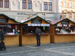 Rozsvícení stromu bez diváků, žádné koncerty, s punčem domů, v Přerově mají o podobě vánočních oslav jasno