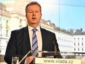 STAN vyzval ministra Brabce k odstoupení. V případě Bečvy buď selhal nebo kryje soukromou firmu, říká Gazdík
