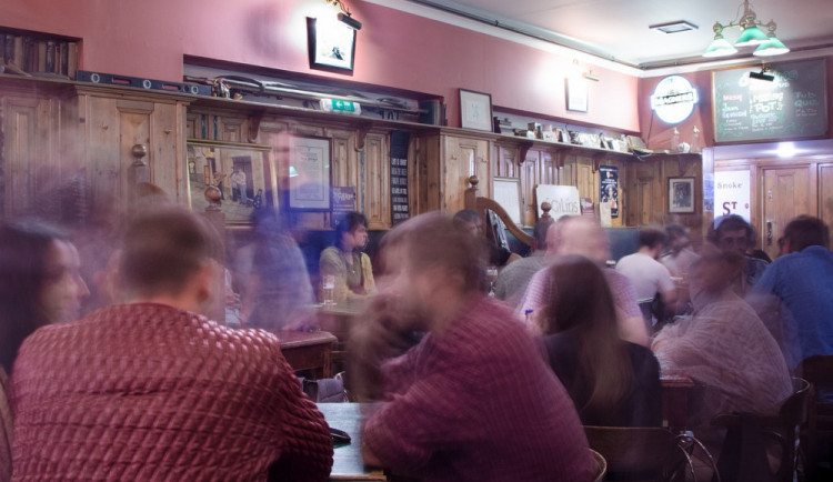 Poslední uzavření restaurací nebylo podle Havlíčka pro restaurace likvidační