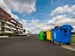 PŘEHLEDNĚ: Jak správně roztřídit obaly z vánočních dárků?