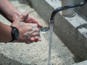 Obyvatelé měst v kraji zaplatí více peněz hlavně za vodu, někde i za odpad