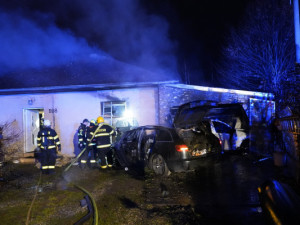 Sbírka pro rodinu z Dolan, která před Vánoci přišla o bydlení a auto