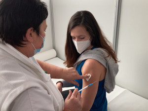 Registrační systém k očkování se od února nebude otevírat pro lidi pod 80 let