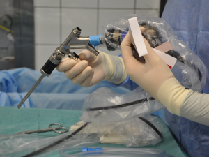 Status Centra vysoce specializované spondylochirurgické péče nyní nově přísluší FN Olomouc
