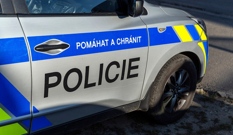 Policistu, jehož zbraň nedávno vystřelila v mateřské školce v Přerově, čeká kázeňské řízení