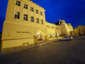 Restaurace v prostějovském Národním domě se zavírá, důvodem jsou vysoké náklady. Město řeší, co dál