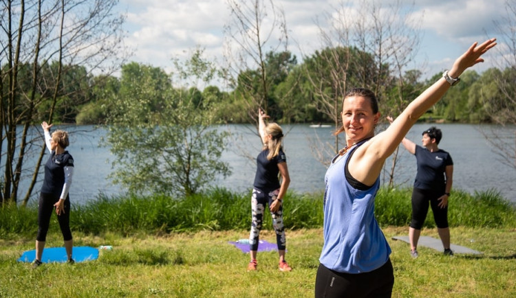 FN Olomouc zve na atraktivní program u jezera, který podporuje aktivní přístup ke zdraví