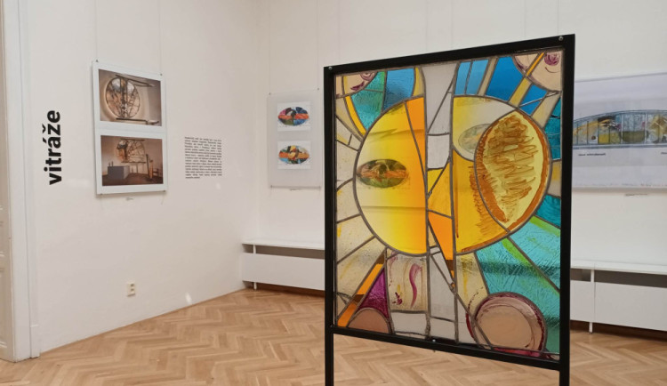 V prostějovském muzeu jsou k vidění návrhy vitráží pro secesní skvost Národní dům