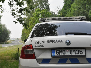 Celníci v květnu v Olomouckém kraji objevili 37 nelegálně pracujících