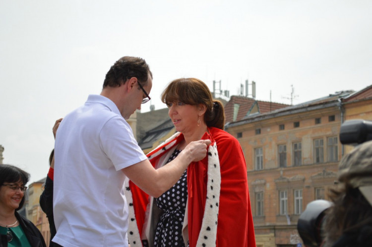 FOTOGALERIE: "Marek Eben" korunoval královnu Majálesu na Dolním náměstí