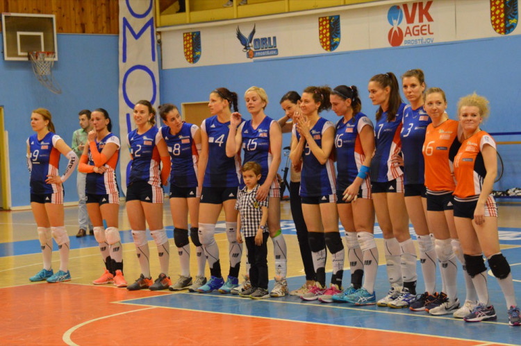 FOTOGALERIE: Prostějovanky jsou podeváté v řadě mistryněmi, bojovnice z Olomouce mají stříbro