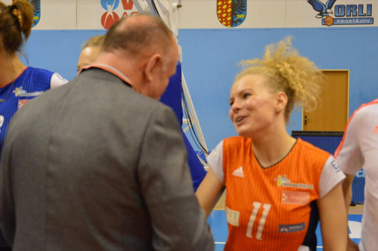 FOTOGALERIE: Prostějovanky jsou podeváté v řadě mistryněmi, bojovnice z Olomouce mají stříbro