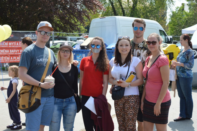 Fotky z druhého dne Garden Food Festivalu jsou tady! Vyfotili jste se s holkama?