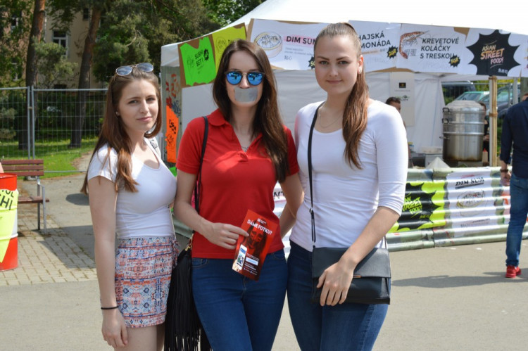 Fotky z druhého dne Garden Food Festivalu jsou tady! Vyfotili jste se s holkama?