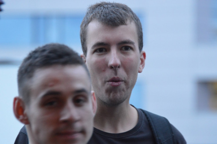 FOTO: První olomoucká venkovní PechaKucha Night v přístavišti se i přes nepřízeň počasí vyvedla