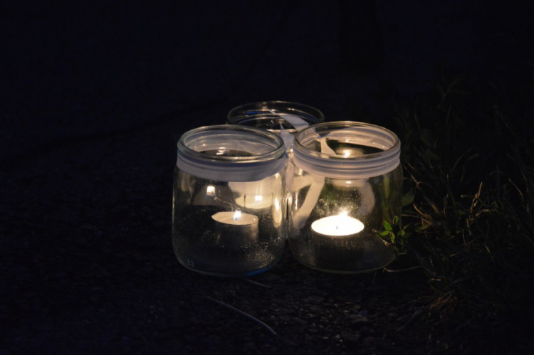 FOTO: První olomoucká venkovní PechaKucha Night v přístavišti se i přes nepřízeň počasí vyvedla