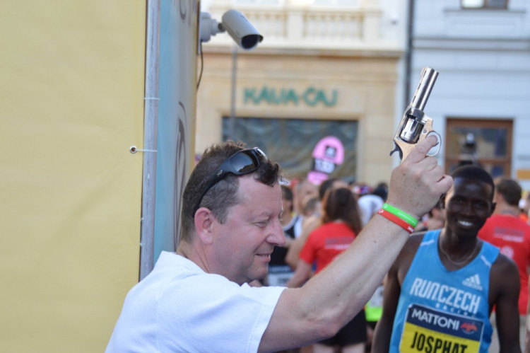 FOTO: Letošní půlmaraton je za námi, vyhrál ho Keňan Josphat Kiprop Kiptis. Podívejte se na fotky ze závodu