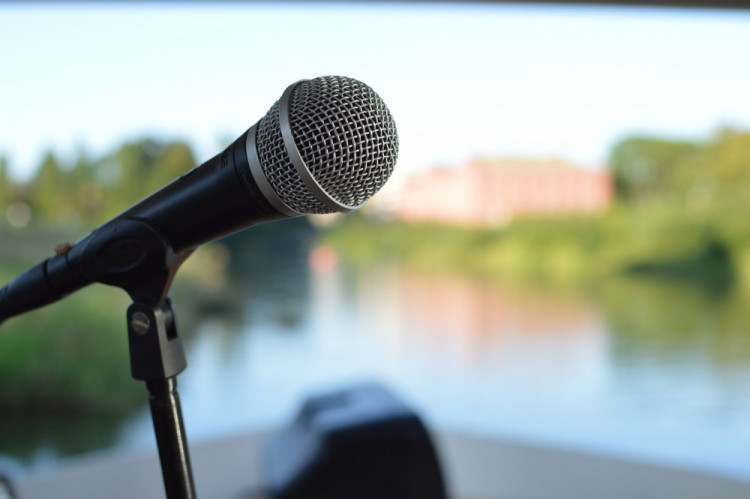 FOTOREPORT: Po Moravě už budou jezdit dvě vyhlídkové lodě. Projeli jsme se novou lodí Šimona Pelikána