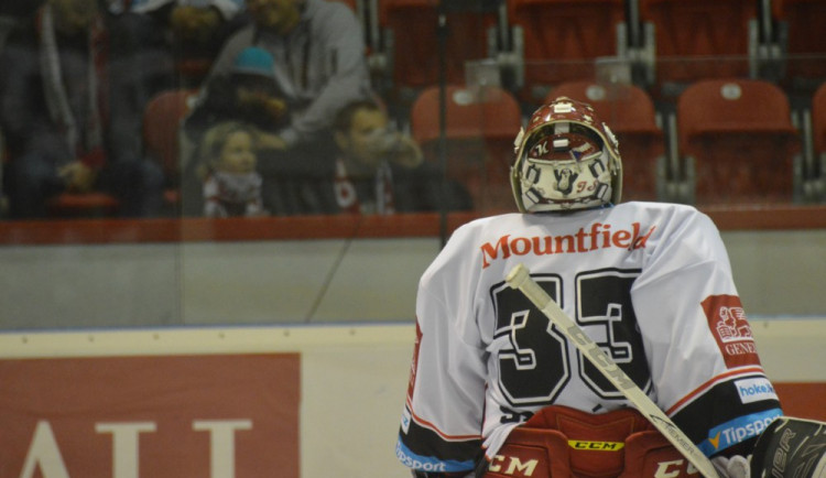 FOTOGALERIE: Mora padla s Hradcem. Hosté rozhodli ve třetí třetině