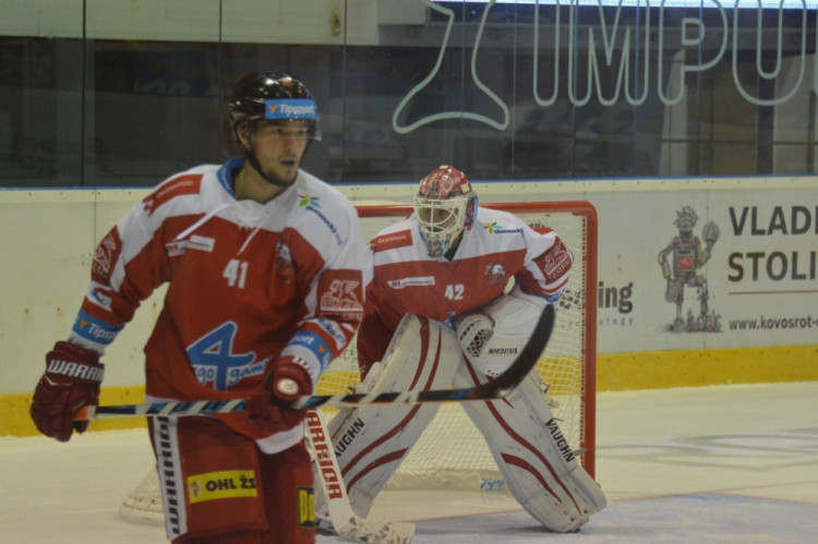 FOTOGALERIE: Mora padla s Hradcem. Hosté rozhodli ve třetí třetině