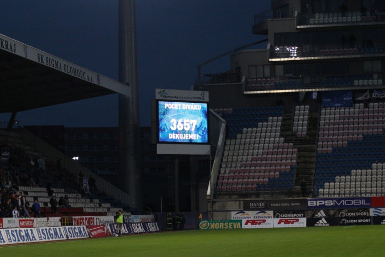 FOTOGALERIE: Sigma doma sestřelila Duklu 3:0 a už je druhá v tabulce