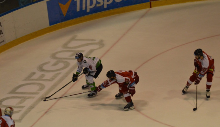 FOTOGALERIE: Mora počtvrté v řadě prohrává na domácím ledě. Tentokrát s Mladou Boleslaví