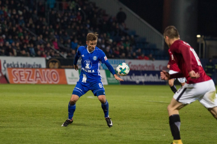 FOTO: Lavička Sparty měla větší hodnotu než celý tým Sigmy. I přesto je Hanáci dokázali porazit