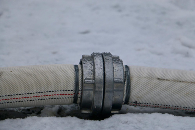 FOTOGALERIE: Hrad Bouzov v plamenech. Naštěstí jen cvičně