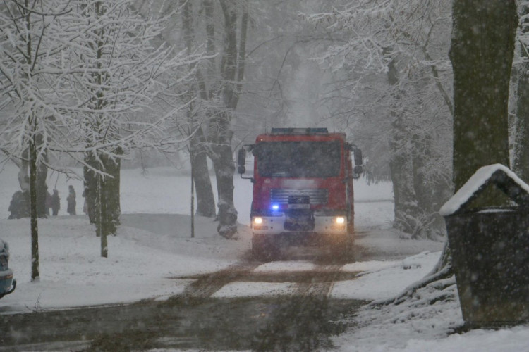 FOTOGALERIE: Hrad Bouzov v plamenech. Naštěstí jen cvičně