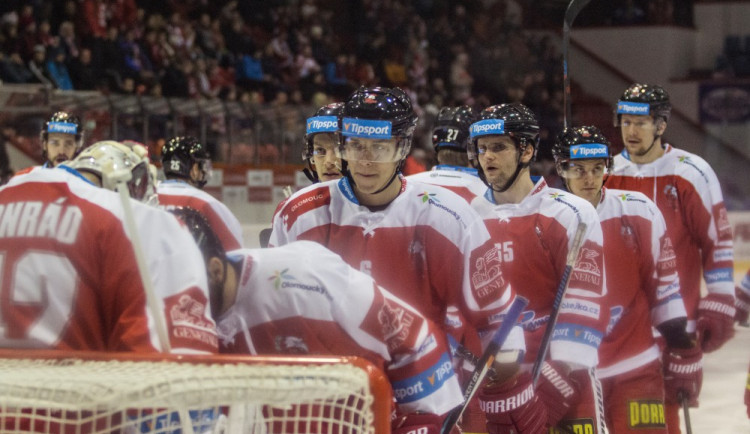 Mora doma podlehla Plzni 2:4, na šití do šaten musel Kuba Galvas a Honza Jaroměřský